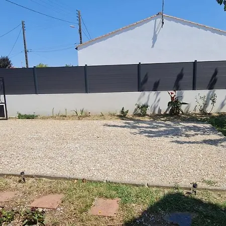 Belle Maison Avec Jardin Rdc T3 De 70M2 Vacances Ou Cure Thermale Rochefort Buitenkant foto